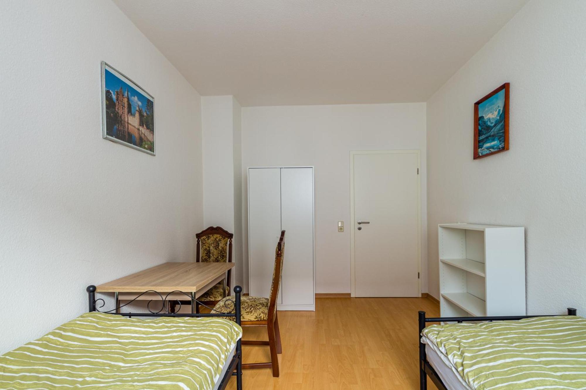 Handwerker-apartment In 3 Zimmer, 5 Einzelbetten, Optimale Lage * Leipzig