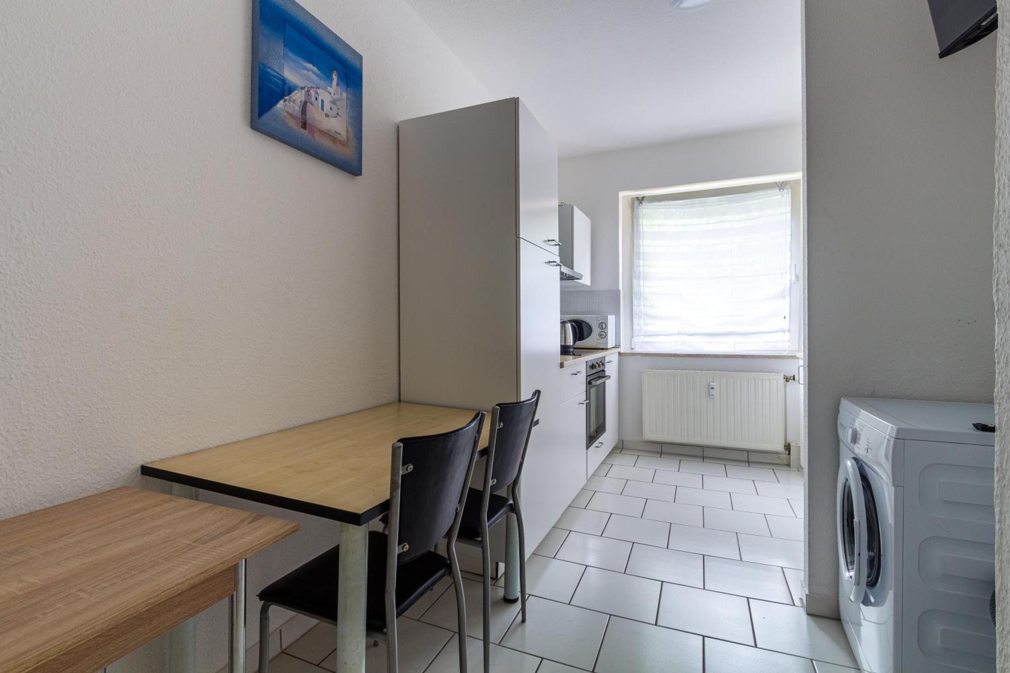 Handwerker-apartment In 3 Zimmer, 5 Einzelbetten, Optimale Lage Apartment Leipzig