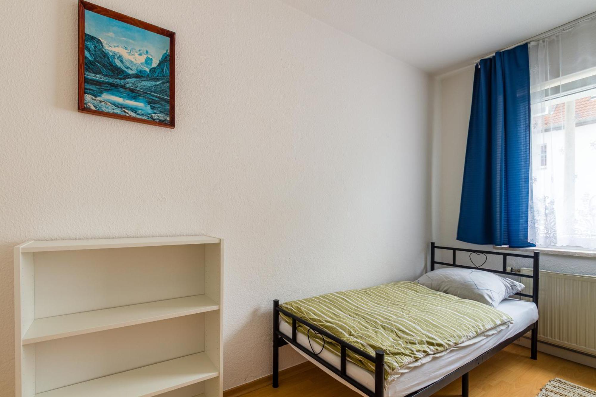 Apartment Handwerker-apartment In 3 Zimmer, 5 Einzelbetten, Optimale Lage *